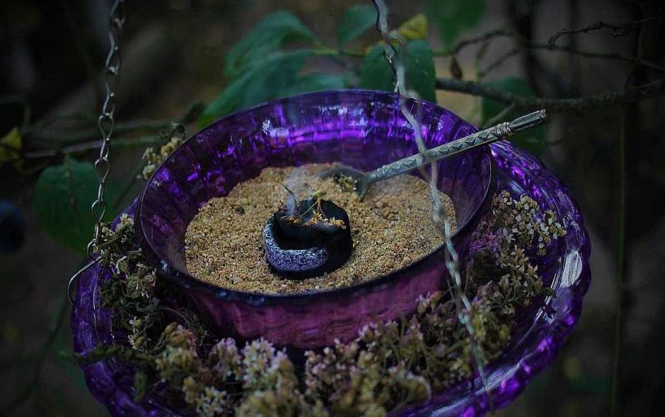 Mit der Schafgarbe räuchern