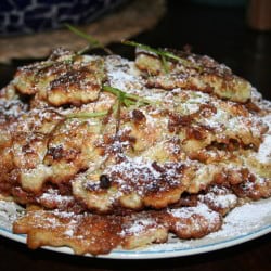 Holunderblüten-Pfannkuchen