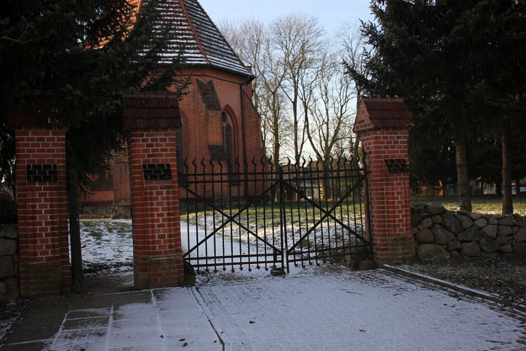 Das Tor zum Kirchhof durfte in den Rauhnächten nicht offen stehen